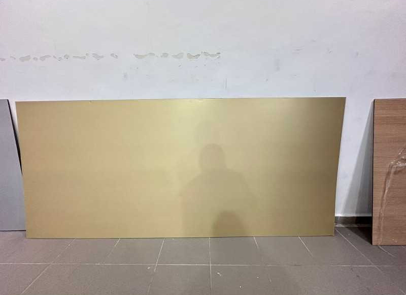 SHEBOARD MURAL GOLD EN TUNISIE 1,22mx2,80m